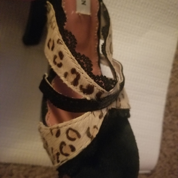 3/$15🌈Steve Madden Heels - Picture 3 of 12